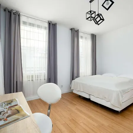 Unique Two Bedroom Perfect For Remote Work By Renters Apartmán
