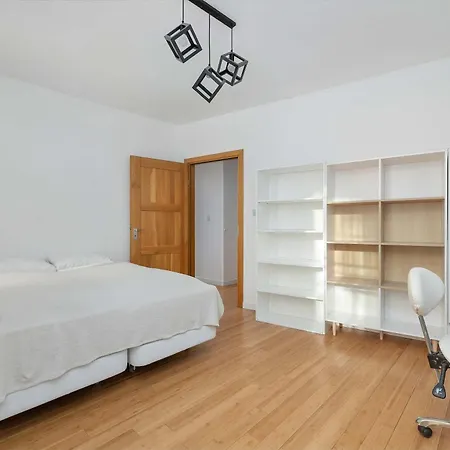 Unique Two Bedroom Perfect For Remote Work By Renters Appartement